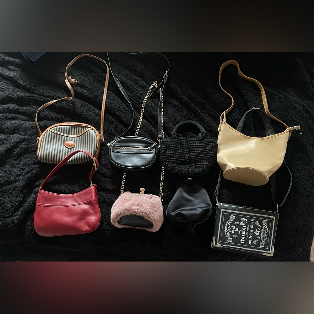 8 HAND BAGS BUNDLE Good quality hand bags